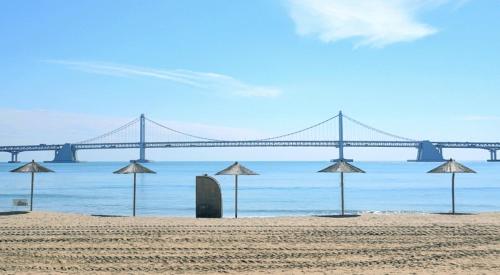 Galeriebild der Unterkunft 부산 2층 Qstay Loft in Busan