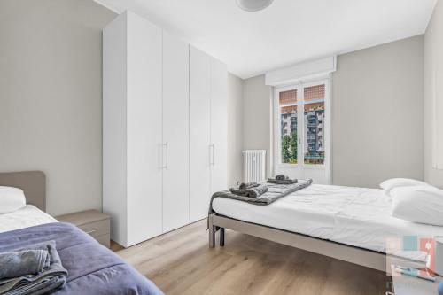 RI9 -Prada- Super large and central apartment