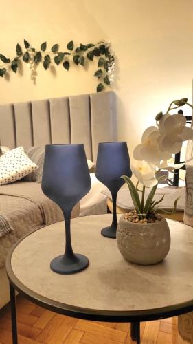 Ruang duduk di Luminous Apartment
