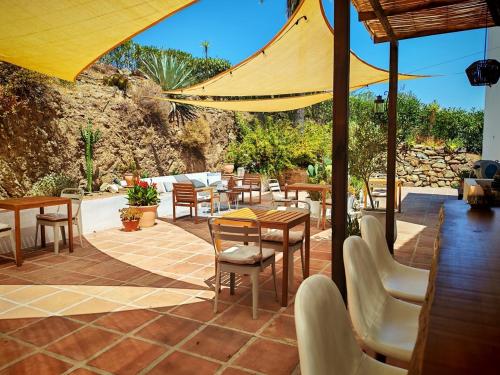 Restoran atau tempat lain untuk makan di Finca Flamenco Holiday Suites Adults Only