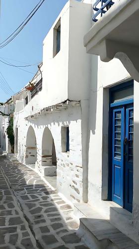 Paros Heritage Retreat by ΜΡS