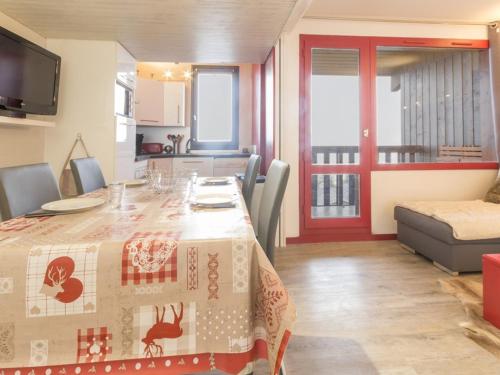 Grand Duplex Confort au Centre, 6 Pers, Garage, Balcon, Proche Commerces et Pistes
