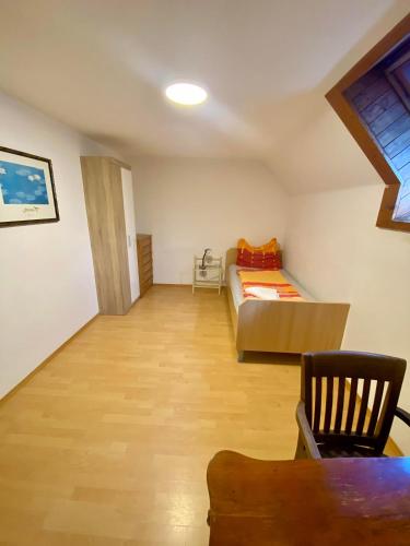 Postel nebo postele na pokoji v ubytování Land-Wohnung Behr
