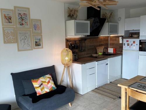 Studio équipé pour 4 au pied des pistes, balcon, animaux admis - FR-1-322-467