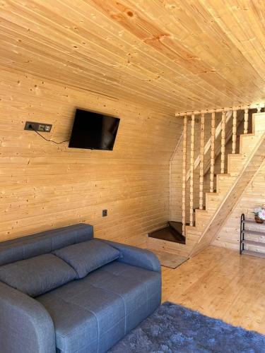 Posezení v ubytování Hunter's Cabin