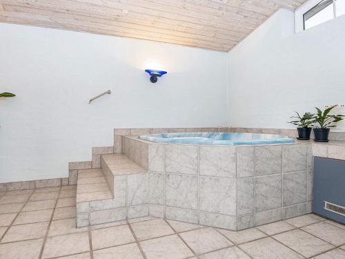 Φωτογραφία από το άλμπουμ του 10 person holiday home in Glesborg-By Traum σε Fjellerup