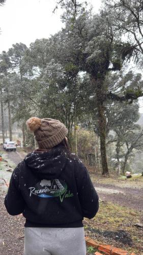 Landskap semula jadi dekat dengan chalet