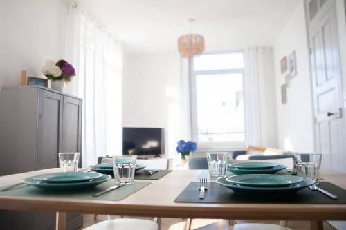 TI AR KALON T3 60M2 Classé 3 Etoiles Hyper Centre Spacieux Lumineux 2 Chambres Plage et tous commerces a pied