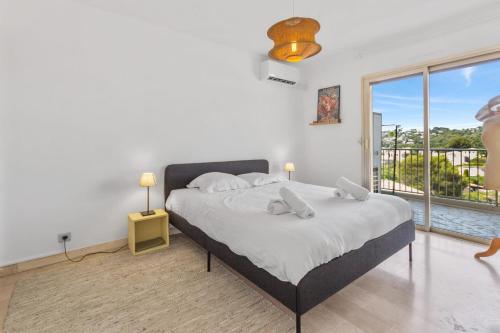 Le Thalassa - Spacious - Sea View - AC - Parking - Pool