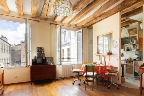 Charming apartment in the Marais for 2 people