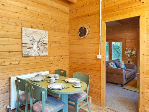 Χώρος καθιστικού στο 2 Bed in Taunton 96238