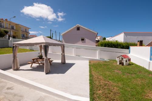 Budova, kde se prázdninový dům nachází