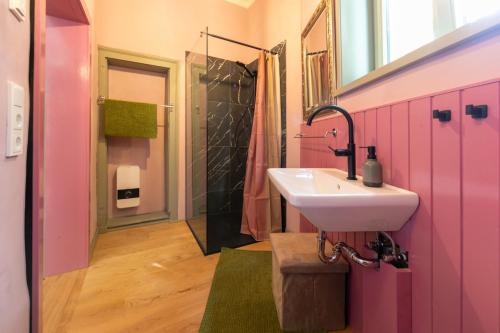 Bilik mandi di Gästehaus Unter den Weiden, Halberstadt