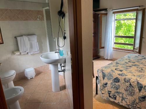 Bilik mandi di Agriturismo La Bianca Fattoria