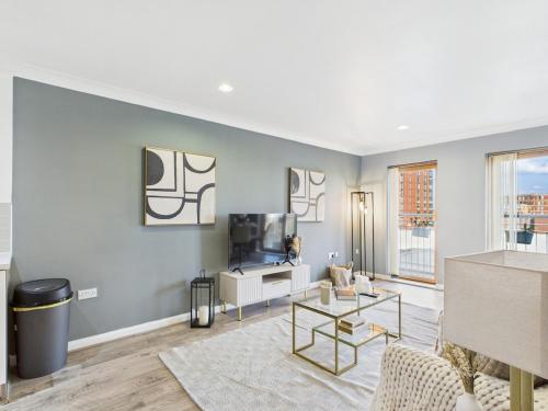 Ivory Row- Wyndale- Central B'Ham photo 6
