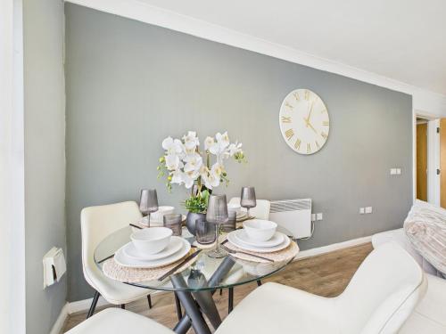 Ivory Row- Wyndale- Central B'Ham photo 11