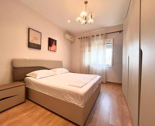 Postel nebo postele na pokoji v ubytování Beautiful Apartment in Vlora