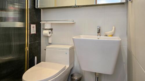 CatNap Guesthouseにあるバスルーム