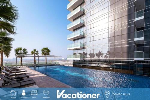 Vacationer Holiday Homes I High Rise Cosy Studio l City Views