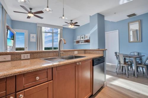 2 Bdrm Penthouse with Billiards photo 36