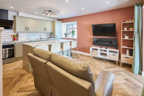 Una cocina o cocineta en Host & Stay - Knights Manor Way
