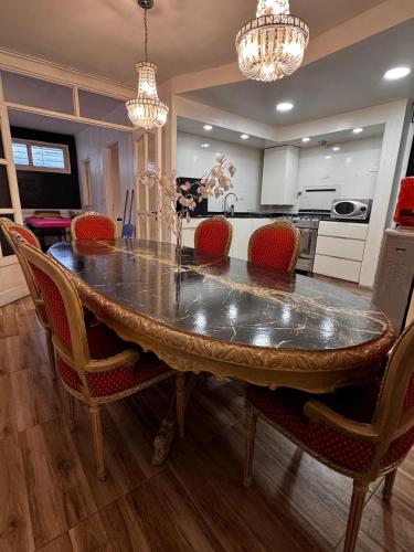 Η κουζίνα ή μικρή κουζίνα στο Espacio Casa Ser - Cochera incluida