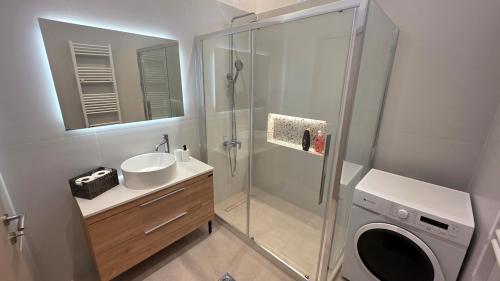 Luxury Suite 5