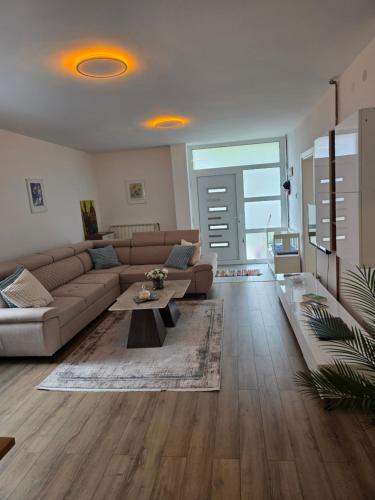 Posezení v ubytování Apartman Omerovic - Panon Centar Tuzla