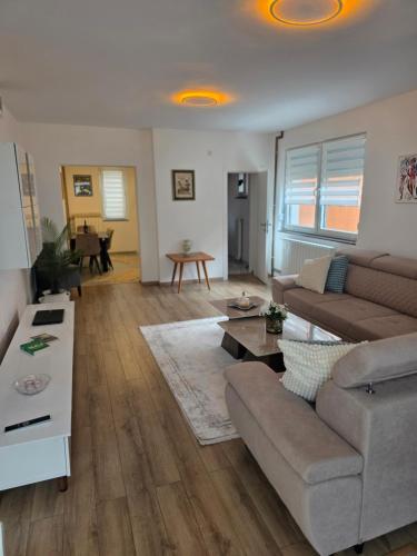 Posezení v ubytování Apartman Omerovic - Panon Centar Tuzla