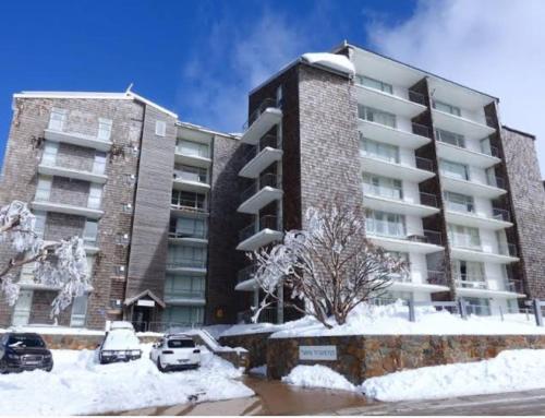 Twin Towers 403A AMS Mt Buller semasa musim sejuk
