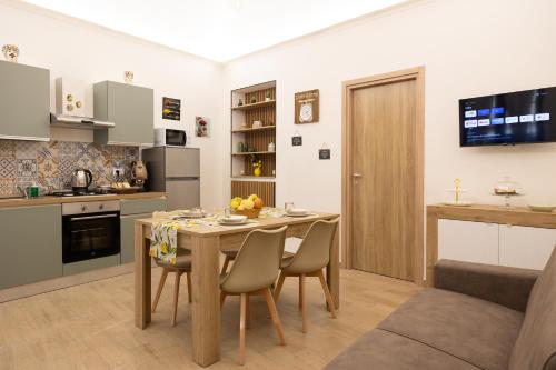 Kuchyň nebo kuchyňský kout v ubytování Lemora Luxury home-Vicino al centro storico