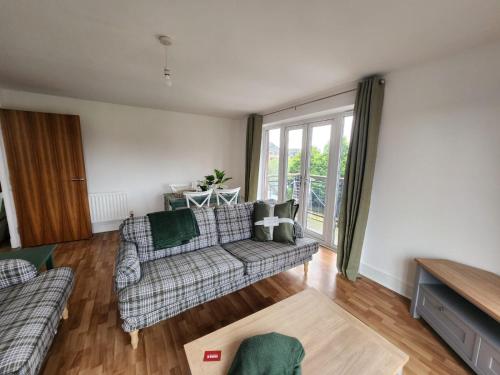 Gallery image of Stunning 3Bed with Balcony and Free Parking in Edinburgh