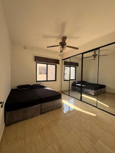 Postel nebo postele na pokoji v ubytování Raha - Quiet District - Two Bedrooms