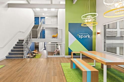 Gambar di galeri bagi Spark by Hilton Wichita East di Wichita