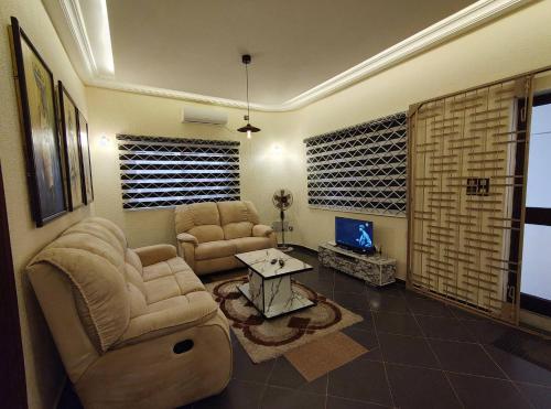 Executive 3 Bed Rooms Apartment In Cotonou