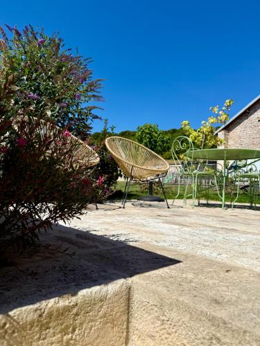 Zahrada ubytování Gîte des Hirondelles, 4pers