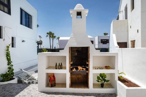 Villa Anjharad by Villa Plus
