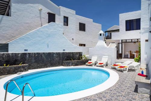 Villa Anjharad by Villa Plus