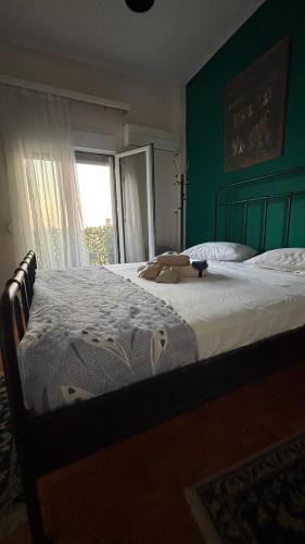 Themis Apartment in Athens - Court Area