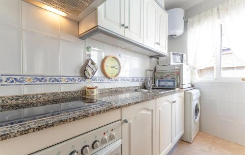2 Bedroom Cozy Apartment In Torrevieja