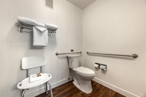 a bathroom with a toilet and a sink at Best Western Plus Columbia River Inn in Cascade Locks