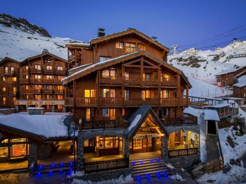 Rustic Ski Lodge for 10