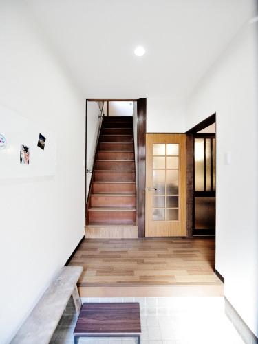 WadaにあるOpen Sale! Umeda 3 min away 2BR Max6 Free tour guideのギャラリーの写真