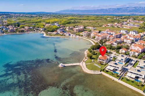 Apartments by the sea Privlaka, Zadar - 24599