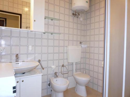 Koupelna v ubytování Apartment in Caorle near beach