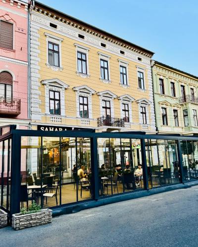 Το κτήριο όπου στεγάζεται  το διαμέρισμα