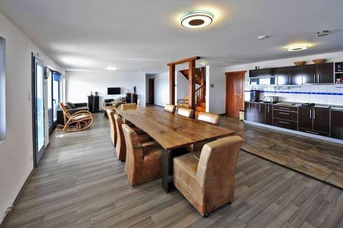 Gallery image of Pike Inn Dunavatul de Sus - Delta Dunarii in Dunăvăţul-de-Sus