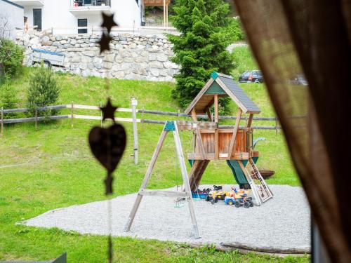 Apartment in Strengen near Ski Slopesにあるキッズエリア