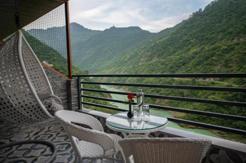Fotografie z fotogalerie ubytování The Tattva Devprayag v destinaci Devaprayāg