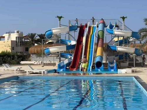 Fanadir bay Al Ahyaa